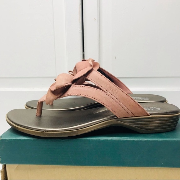 CLARKS Pink Dusk Bamboo Thong Sandals Size 9 - Picture 1 of 8